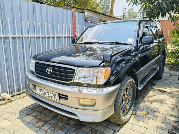 Toyota Land Cruiser 2003 Black