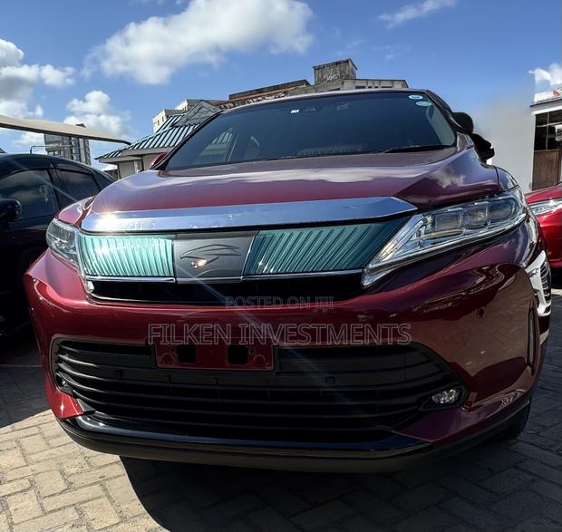 Toyota Harrier 2.5 Hybrid 4WD 2019 Red