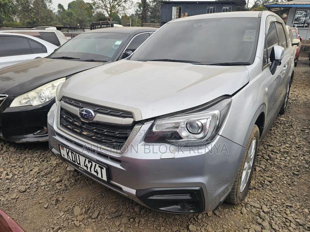 Subaru Forester 2018 Silver