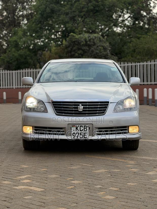 Toyota Crown 2008 Silver