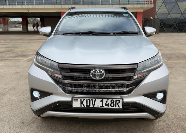Toyota Rush 2019 Silver
