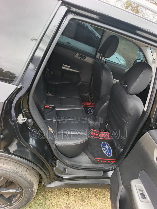 Subaru Forester 2010 Black