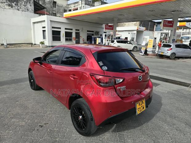 Mazda Demio 2016 Red