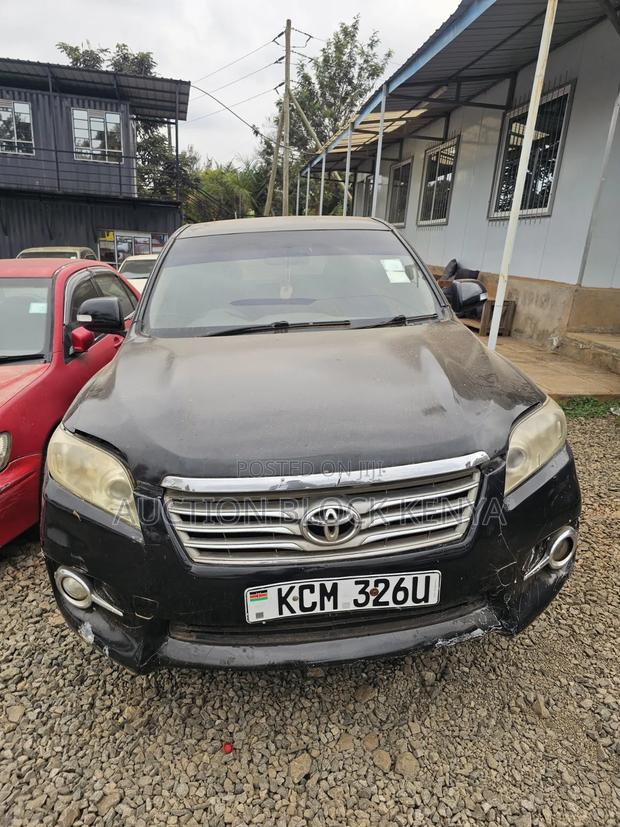 Toyota Vanguard 2010 Black