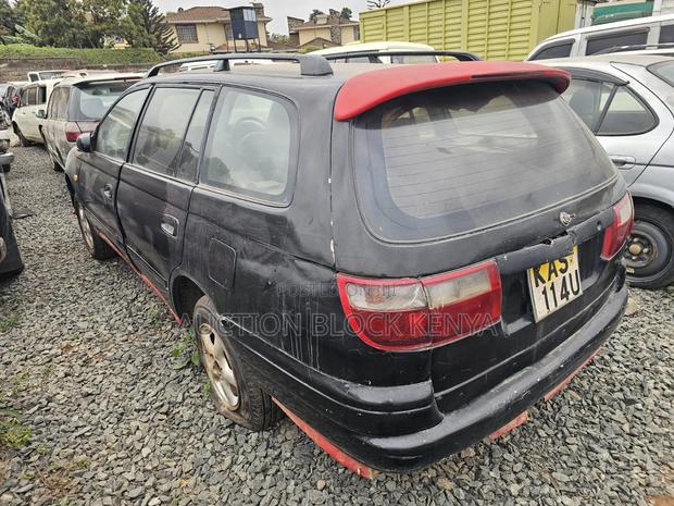 Toyota Caldina 1998 Black