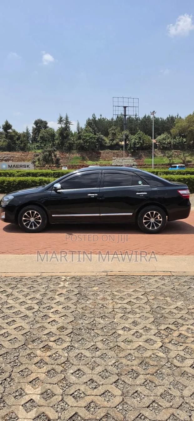 Toyota Premio 2015 Black