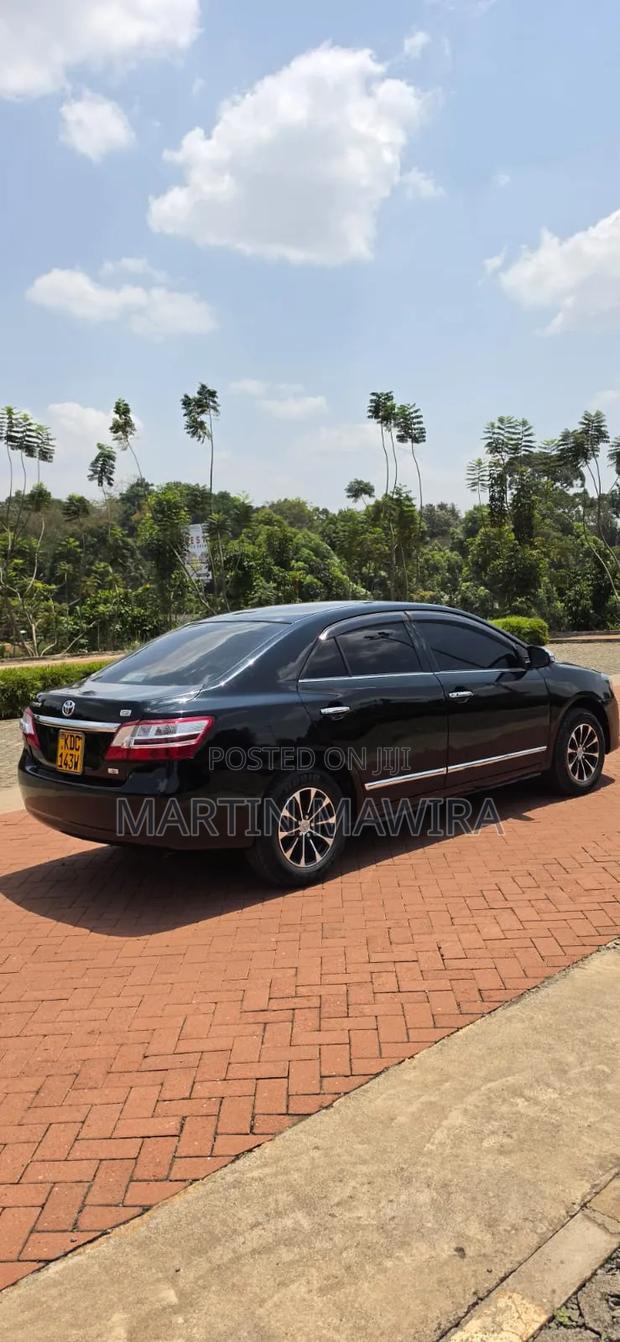 Toyota Premio 2015 Black