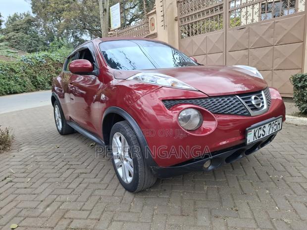 Nissan Juke 2011 Red