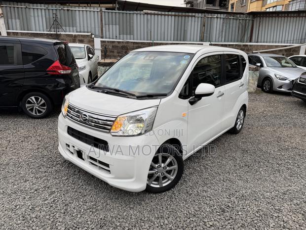 Daihatsu Move 2021 White