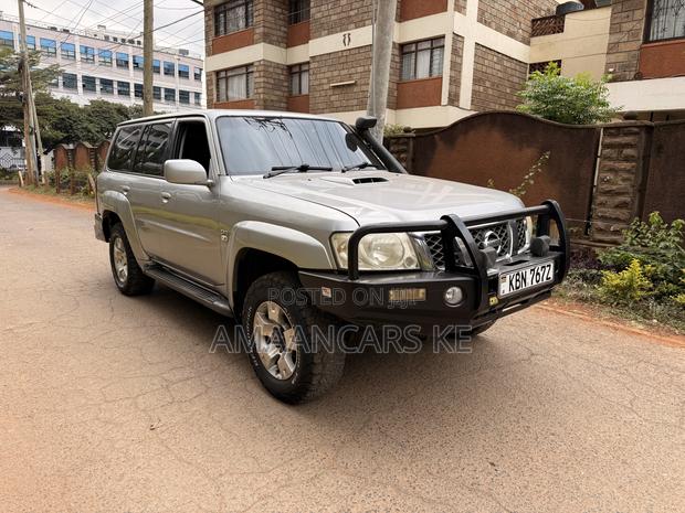 Nissan Patrol 2005 Silver