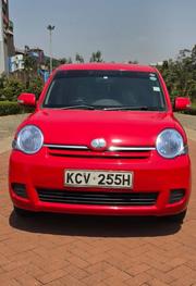Toyota Sienta 2013 Red for sale