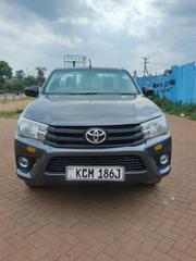Toyota Hilux 2017 Gray for sale