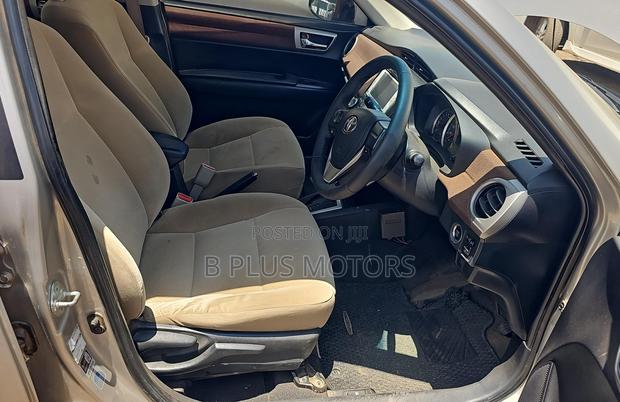 Toyota Axio 2012 Silver