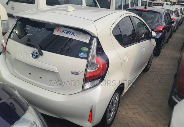 Toyota Aqua 2019 White