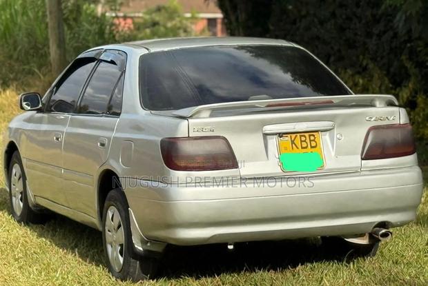 Toyota Carina 2001 Silver