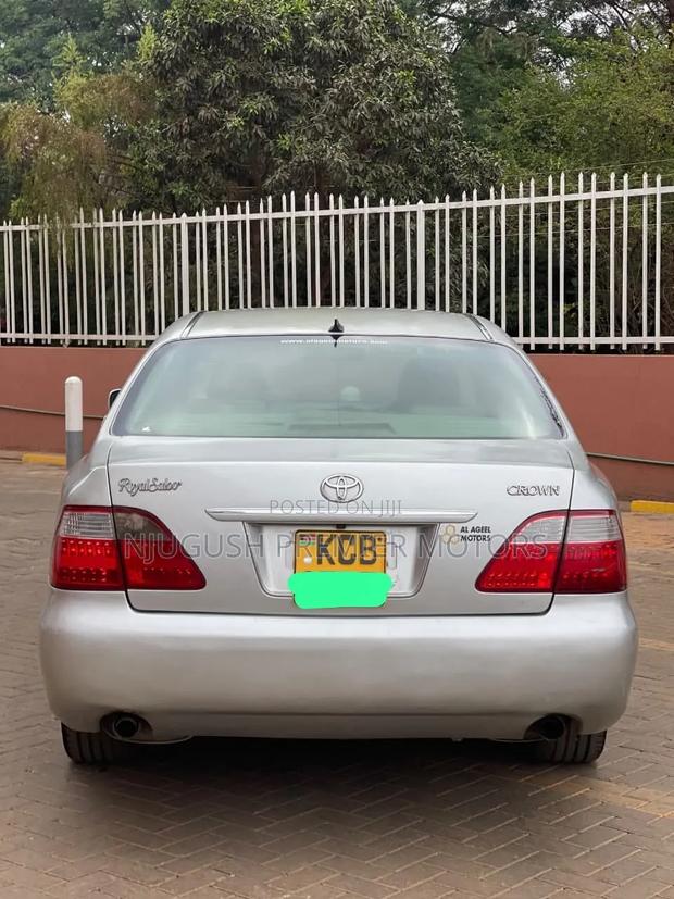 Toyota Crown 2008 Silver