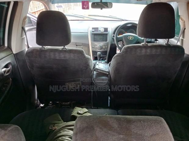 Toyota Corolla Fielder 2009 Silver