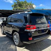 Toyota Land Cruiser 4.6 V8 ZX 2019 Black for sale