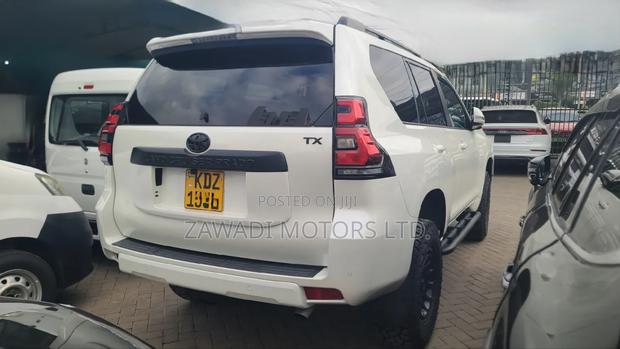 Toyota Land Cruiser Prado 2.7 2020 White