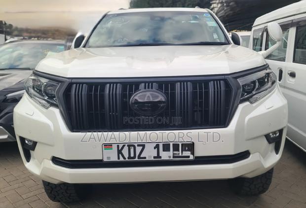 Toyota Land Cruiser Prado 2.7 2020 White