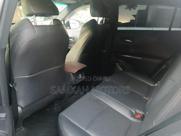 Toyota Harrier 2022 White