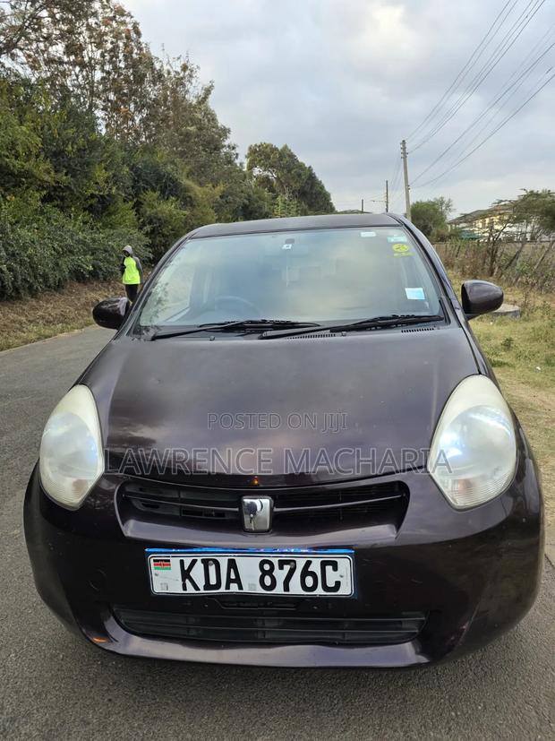 Toyota Passo 1.0 FWD 2013 Burgundy