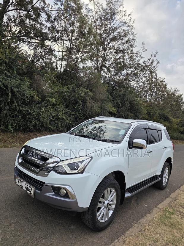 Isuzu MU-X 3.0 Ddi VGS 2021 White