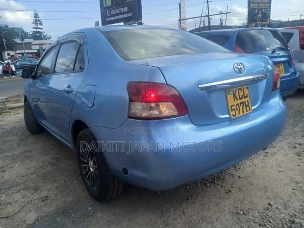 Toyota Belta 2010 Blue