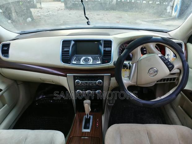 Nissan Teana 2011 Silver