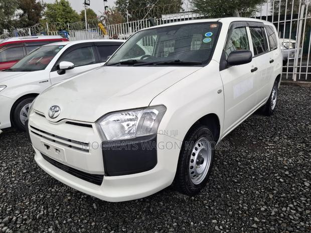 Toyota Succeed 2019 White