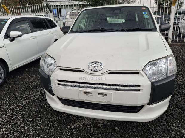 Toyota Succeed 2019 White