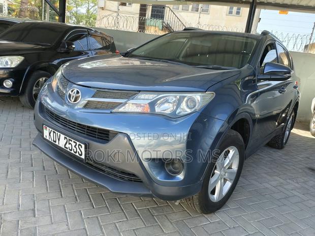 Toyota RAV4 2013 Blue