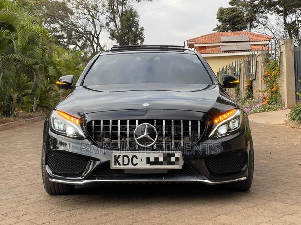 Mercedes-Benz C200 2014 Black
