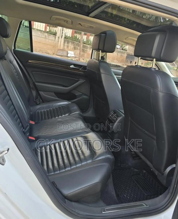 Volkswagen Passat 2016 White