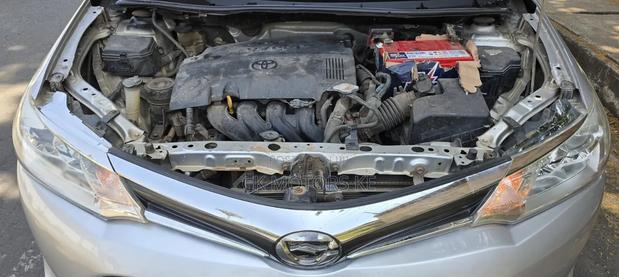 Toyota Axio 1.5 X 2WD 2015 Silver
