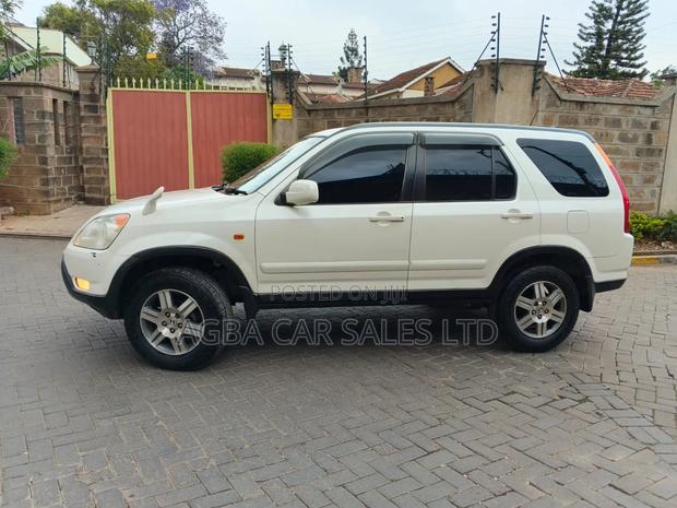 Honda CR-V 2002 White
