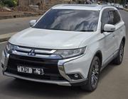 Mitsubishi Outlander 2016 White for sale