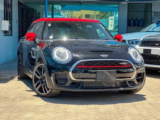 Mini Clubman Cooper ALL4 2019 Black