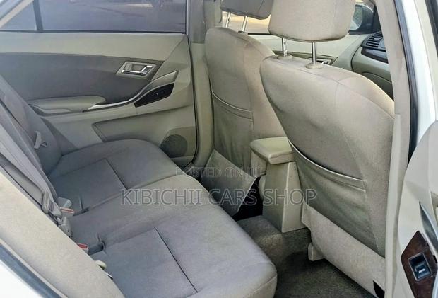 Toyota Premio 1.8 FWD 2013 White