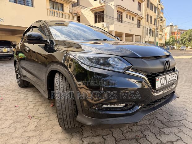 Honda Vezel 2016 Black