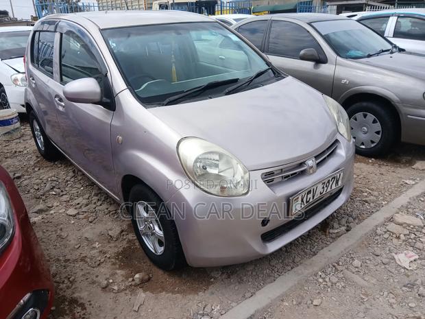 Toyota Passo 2012 Pink