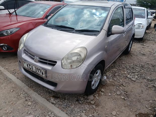 Toyota Passo 2012 Pink