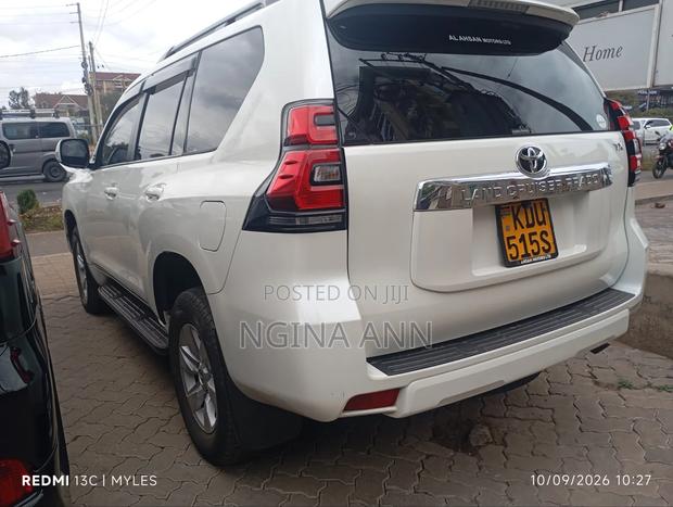 Toyota Land Cruiser Prado 2.8 2018 White