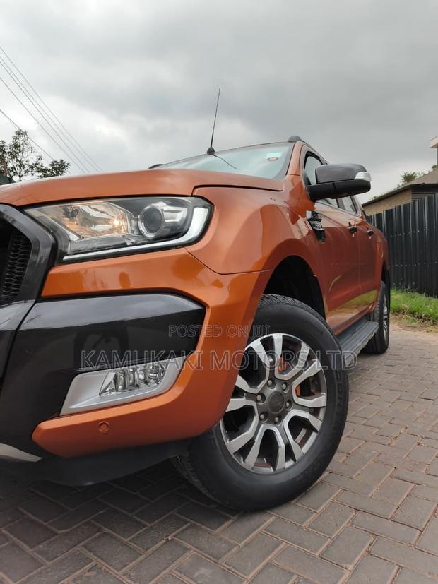 Ford Ranger Wildtrak 2017 Orange
