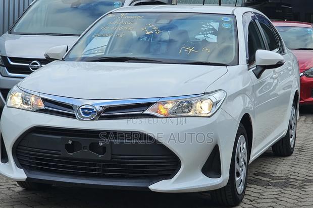 Toyota Axio 1.5 Hybrid G 2WD 2020 Pearl
