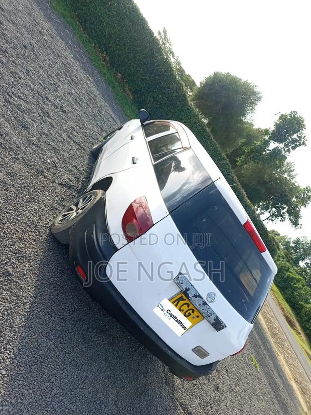 Nissan Advan 2010 White