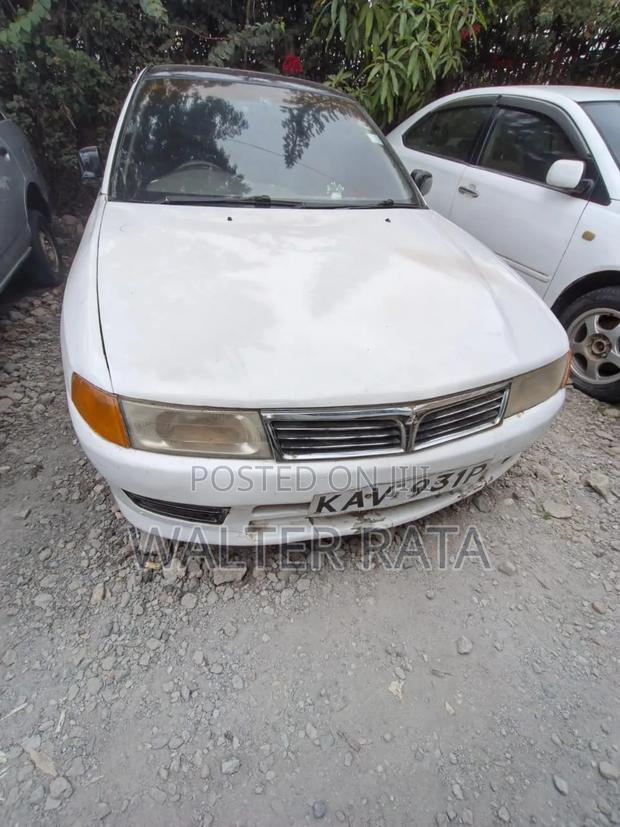Mitsubishi Lancer 1999 White