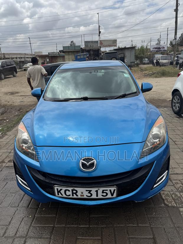 Mazda Axela 2011 Blue