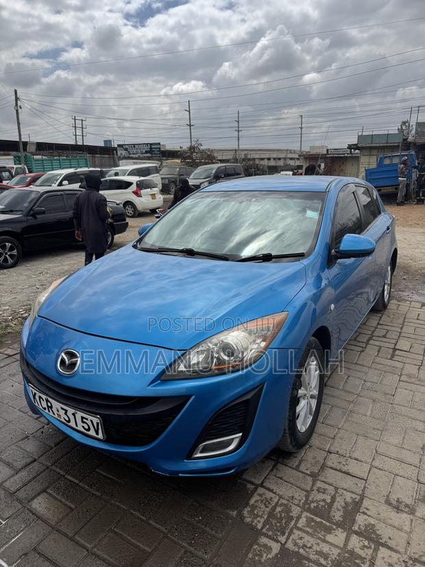 Mazda Axela 2011 Blue