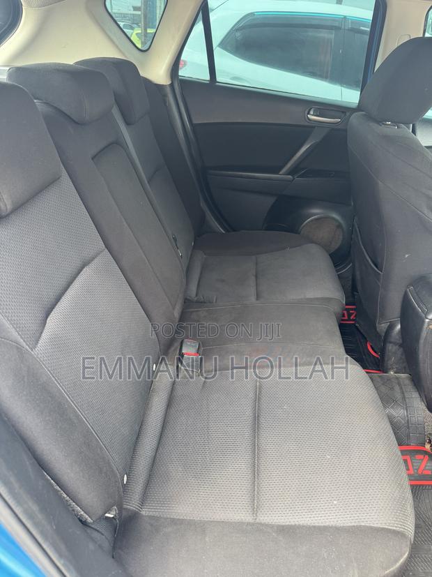 Mazda Axela 2011 Blue